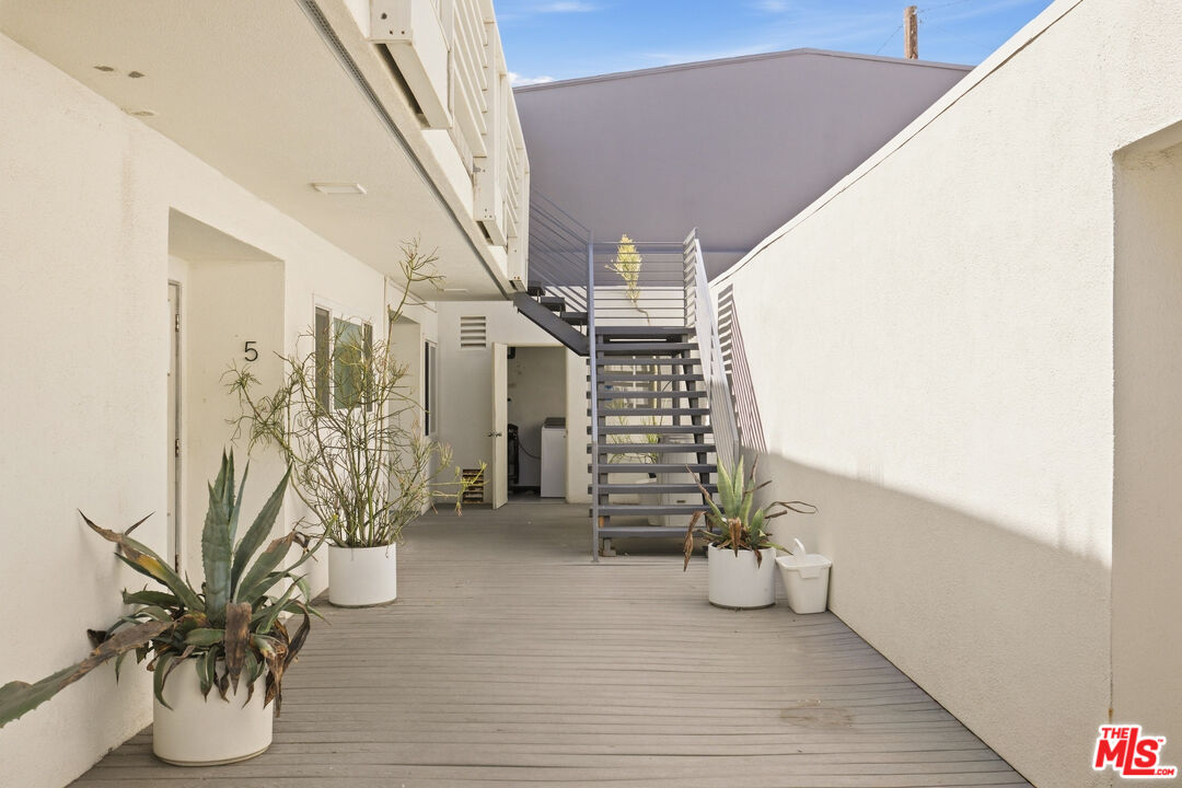 20638 Pacific Coast Hwy Unit: 12