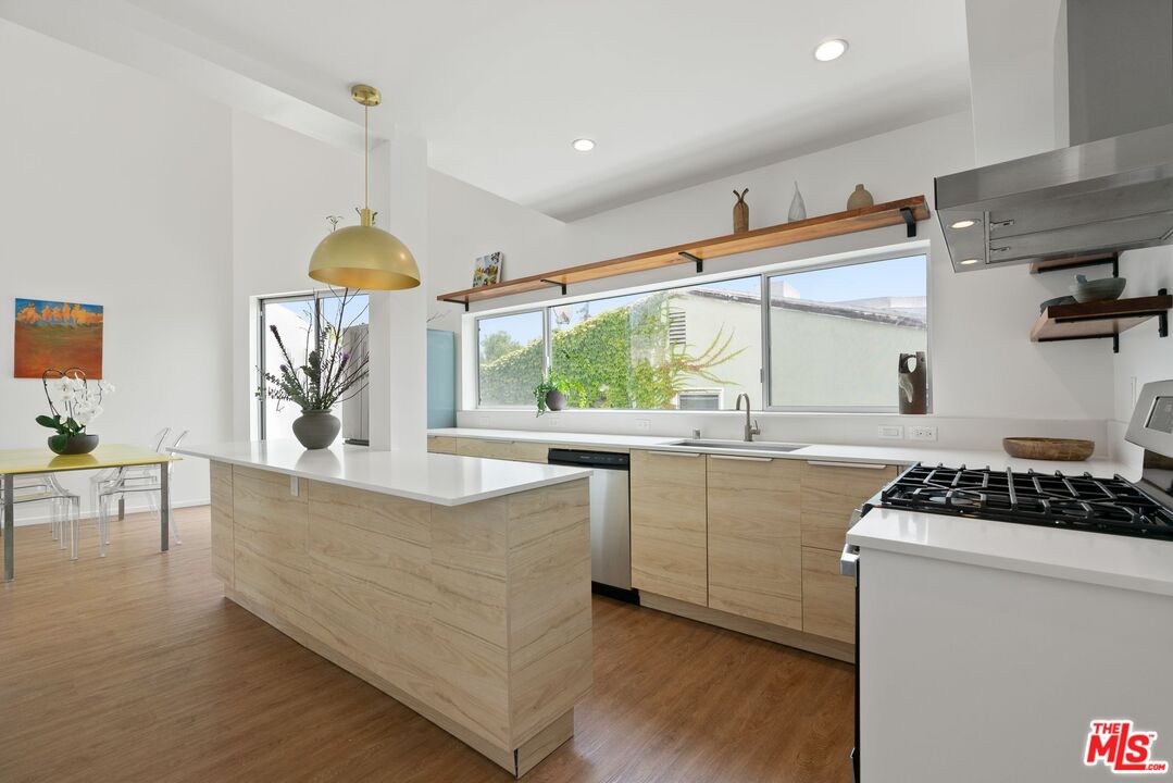 1244 14th St Unit: E