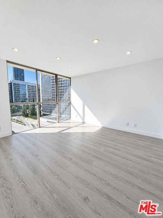2160 E Century Park Unit: 1109