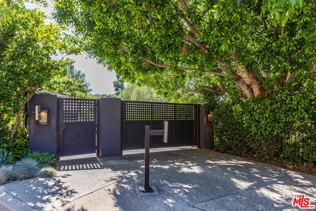 3101 Fryman Rd