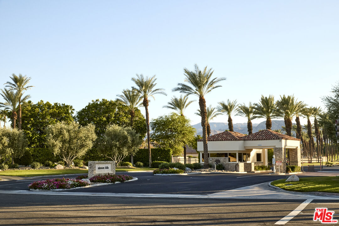 10 Wimbledon Cir
