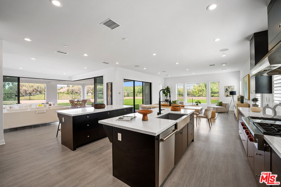 10615 Wood Briar Ct