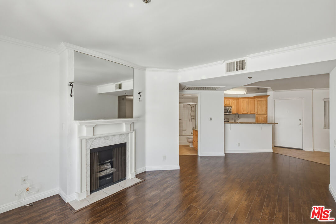 4401 Sepulveda Blvd Unit: 112