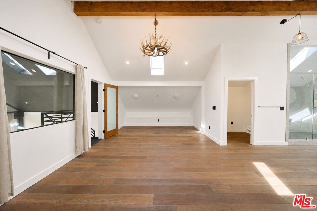 2230 Glendale Blvd
