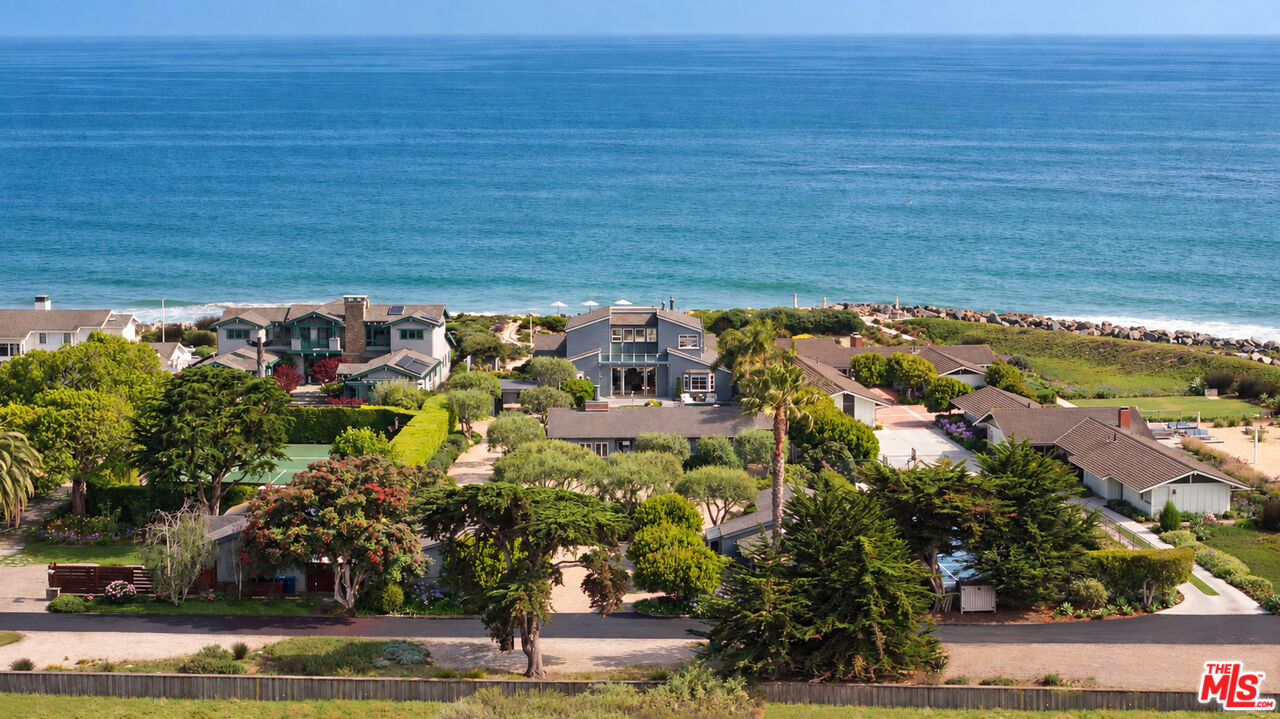 4217 Avenue Del Mar