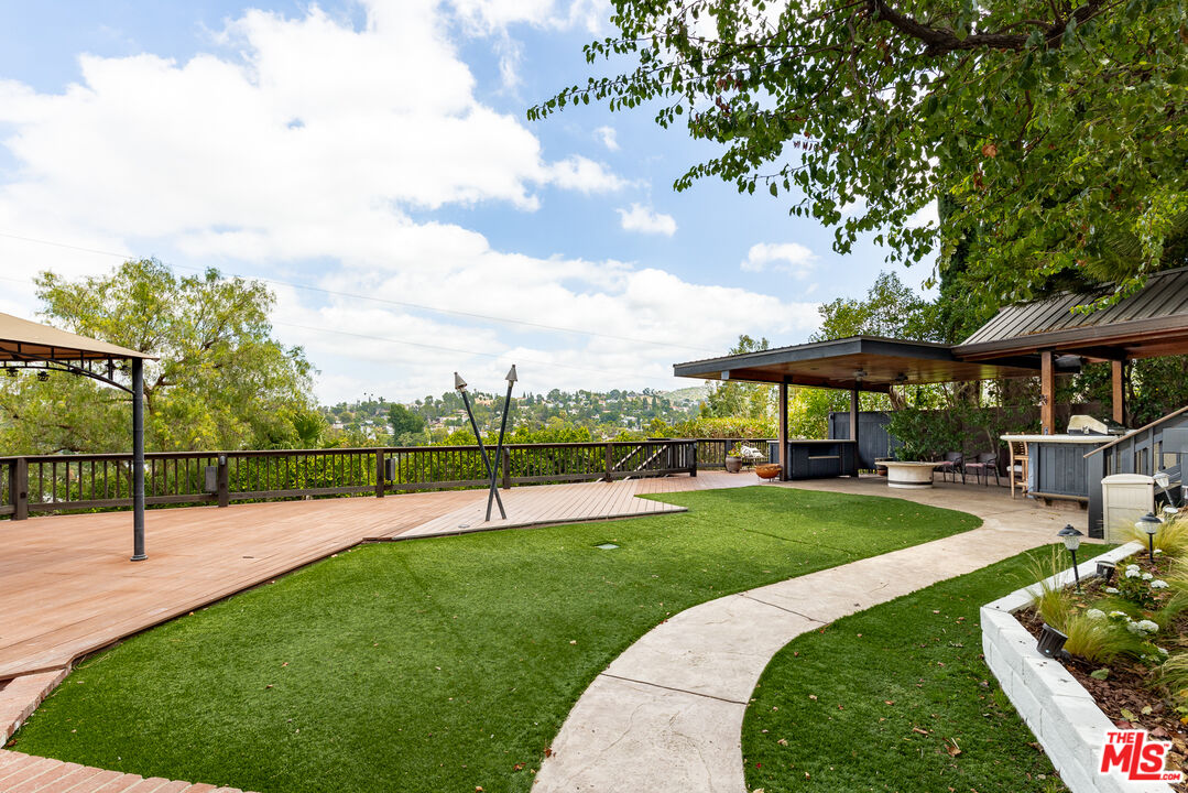 4920 Llano Dr