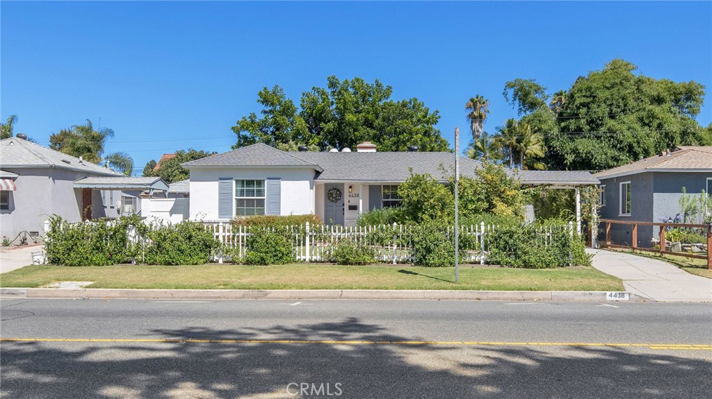 4438 Clark Avenue