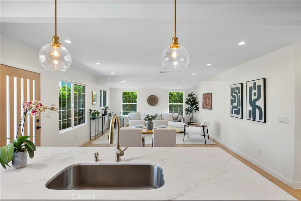 3110 Hollydale Drive