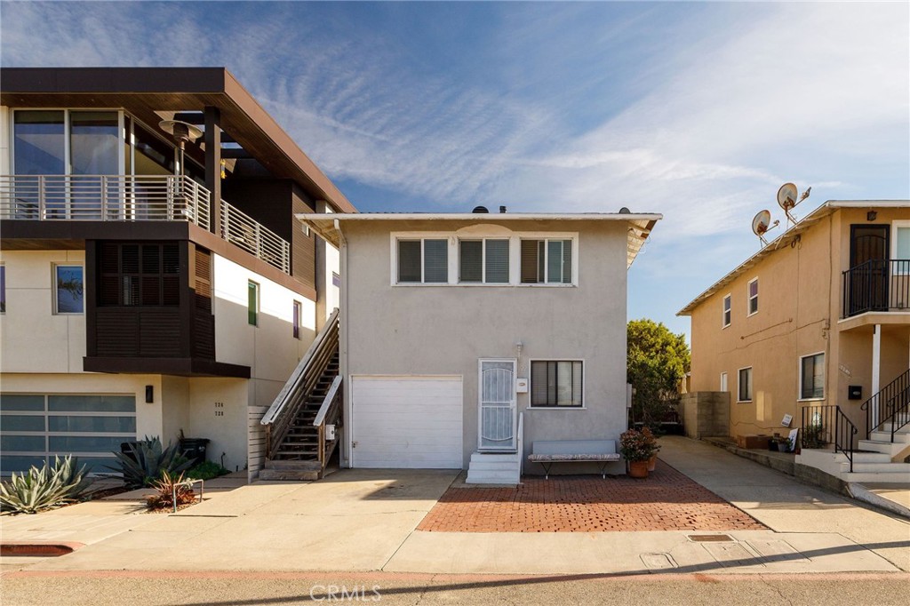 722 Loma Drive