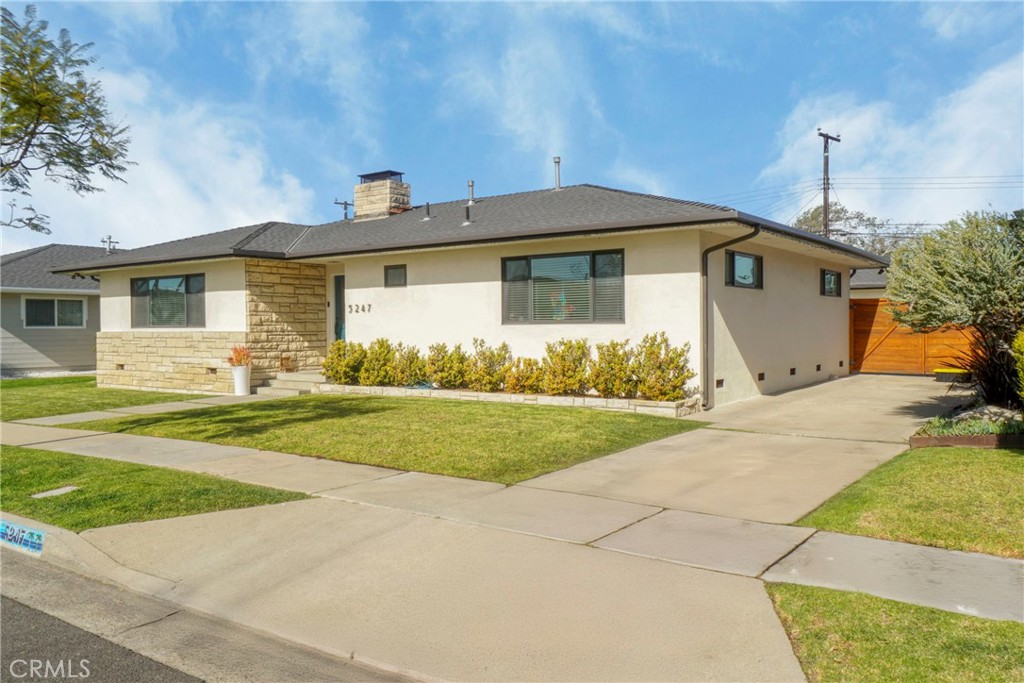 5247 W 138th Street