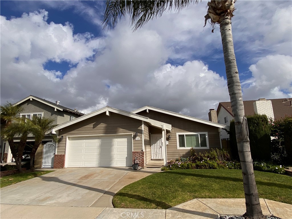 11598 Wake Circle