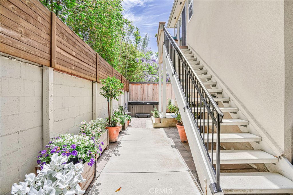 1034 Isabella Avenue