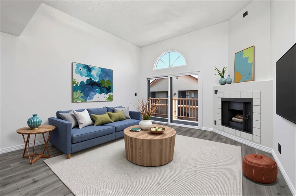 445 W 6th Street 409
