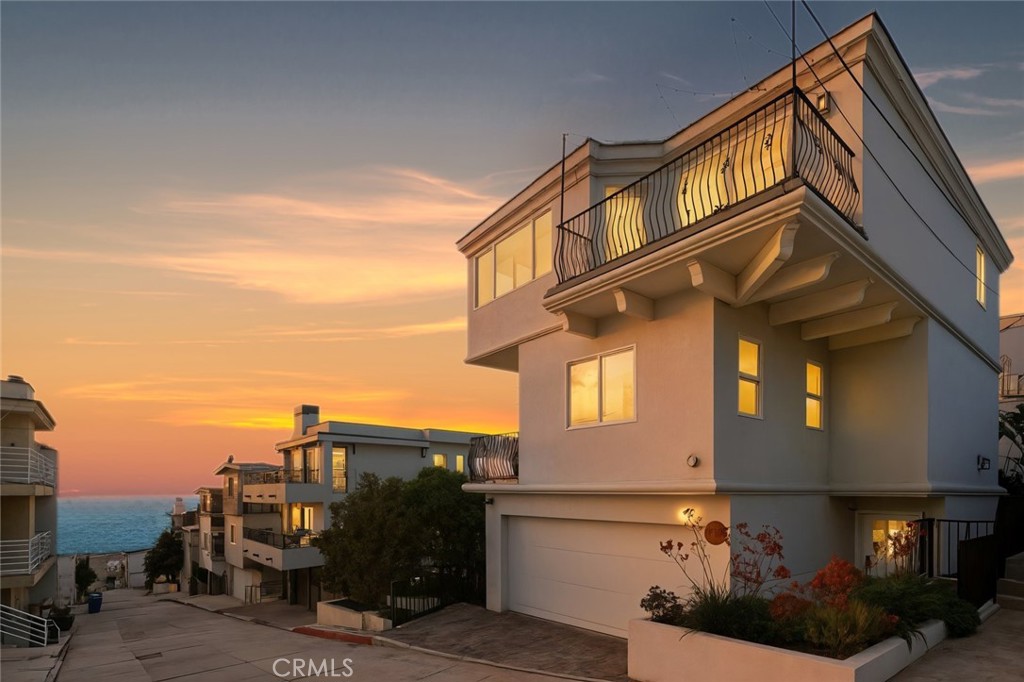 213 Seaview Street