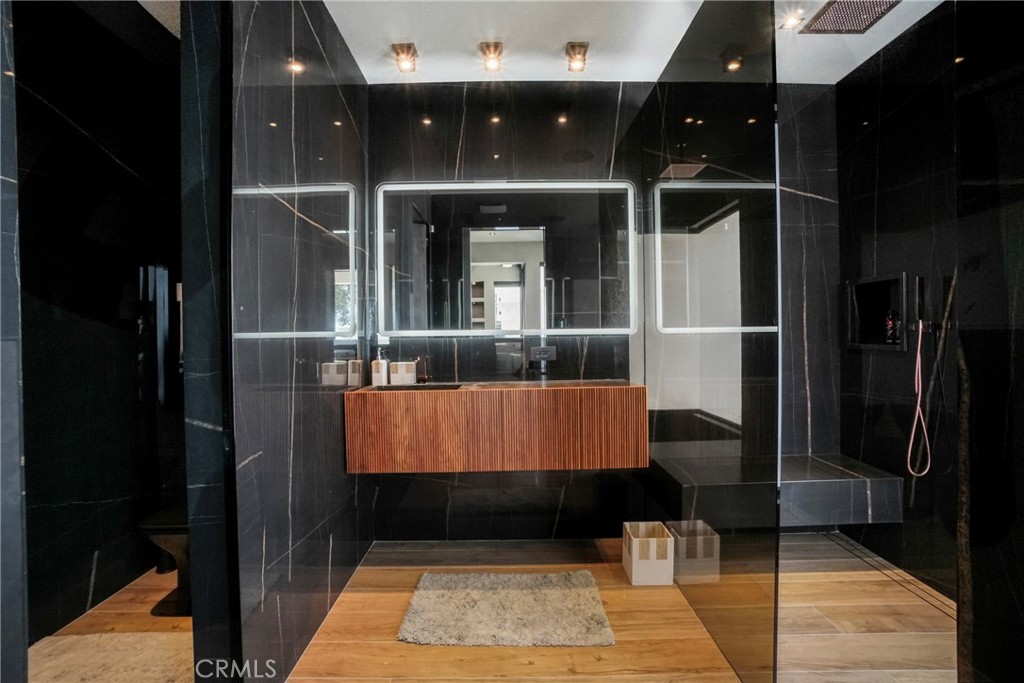 20786 Cool Oak Way