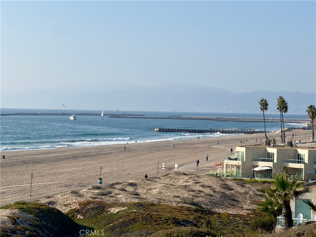 7301 Vista Del Mar 102B