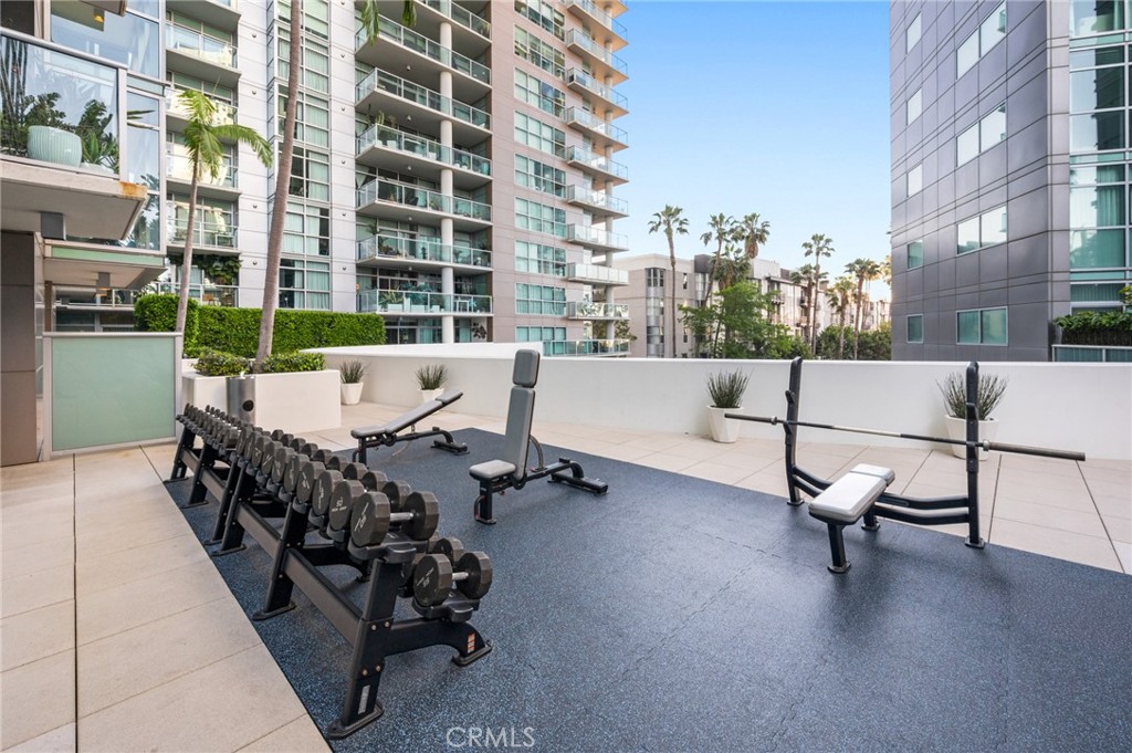13700 Marina Pointe 611