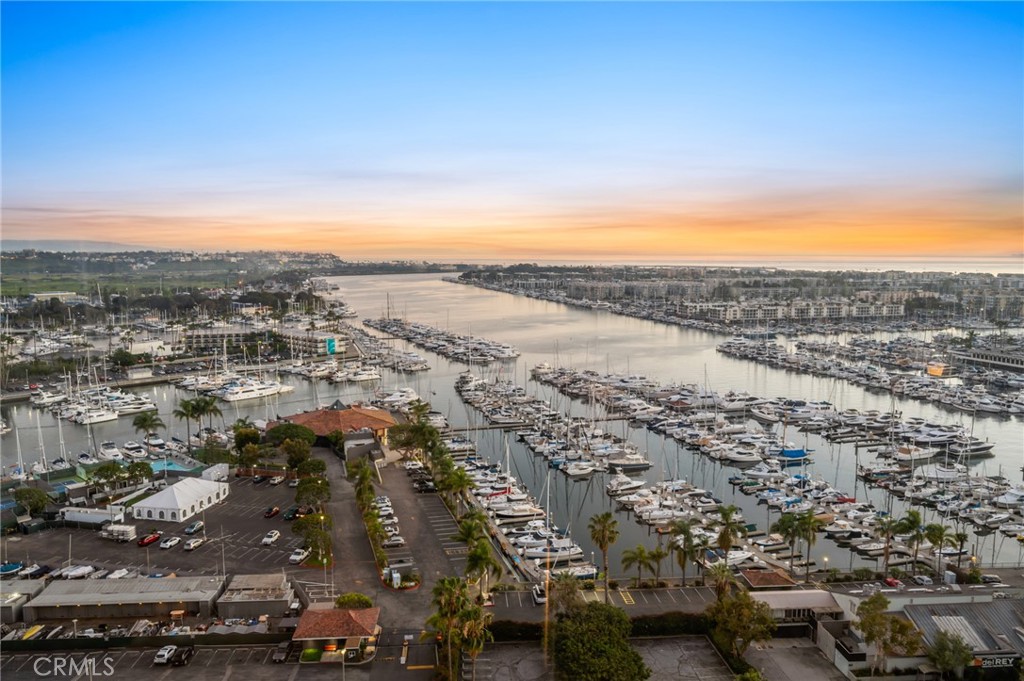 13700 Marina Pointe 611