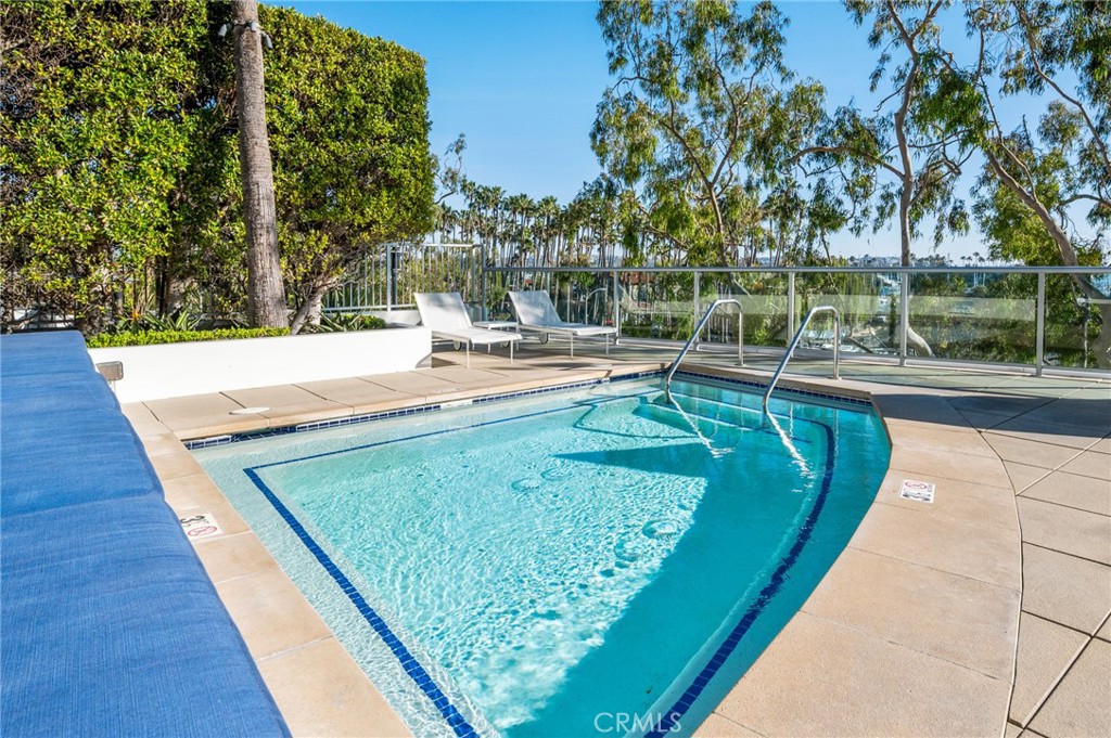 13700 Marina Pointe 611