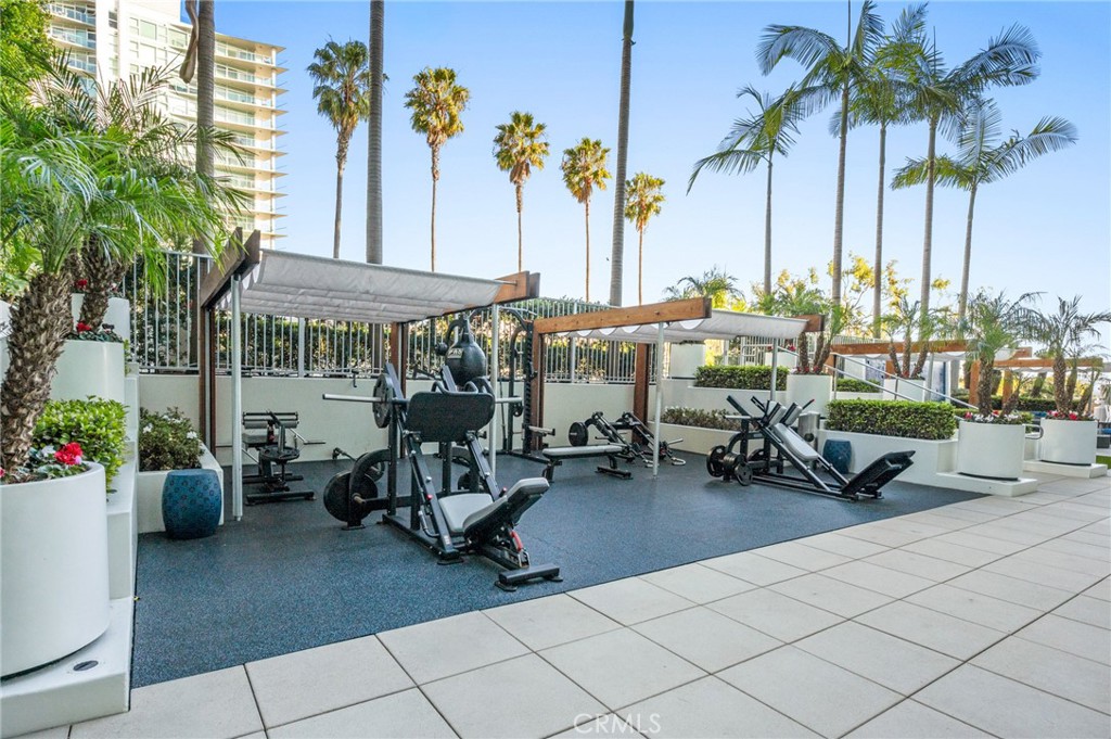 13700 Marina Pointe 611