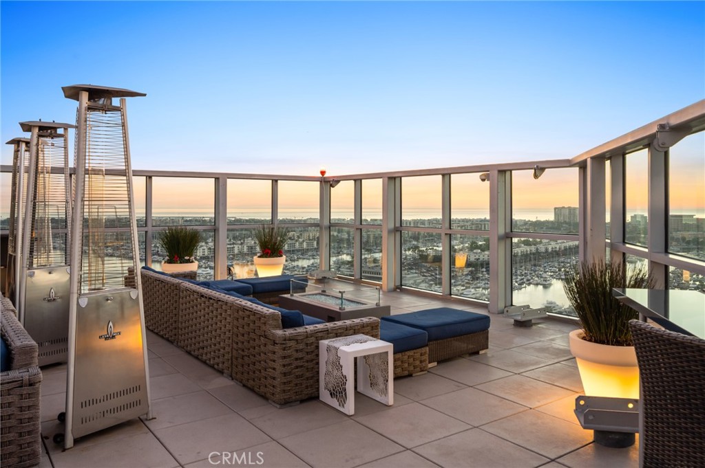 13700 Marina Pointe 611