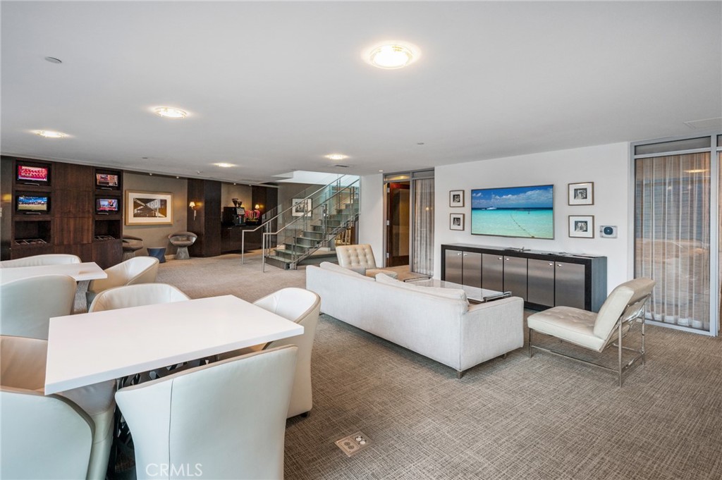 13700 Marina Pointe 611