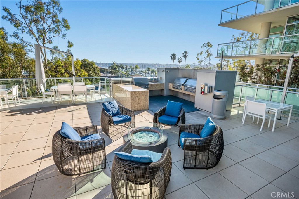 13700 Marina Pointe 611