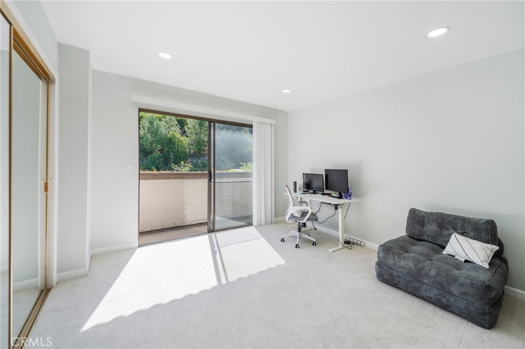 28033 Ridgebluff Court