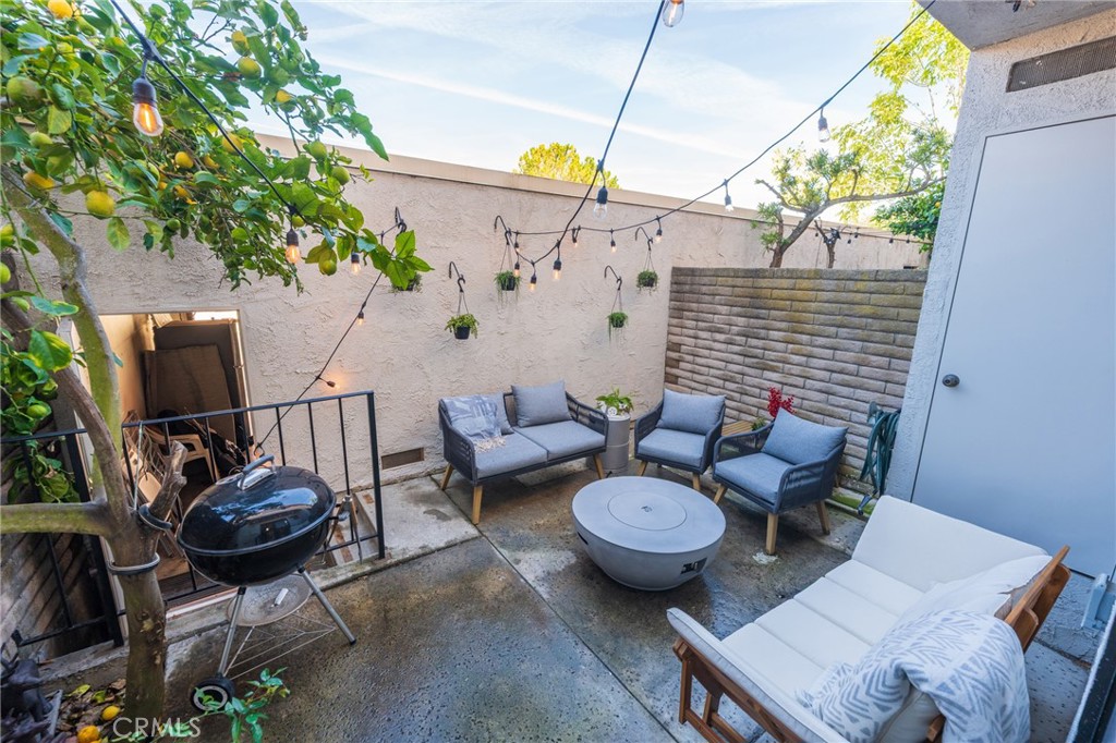 28033 Ridgebluff Court