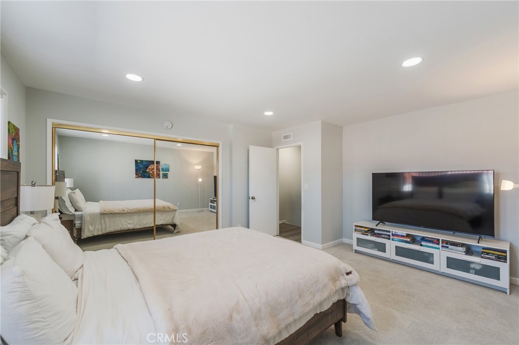 28033 Ridgebluff Court