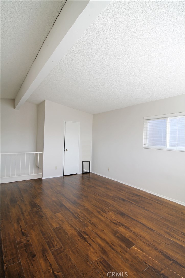637 Manhattan Beach Boulevard