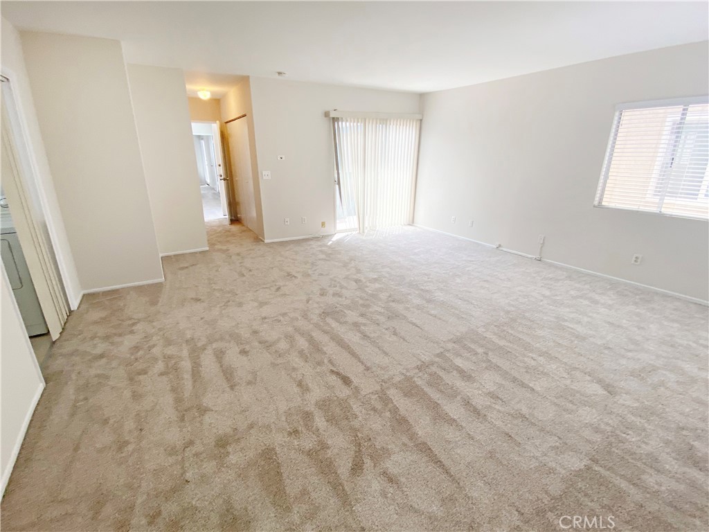 637 Manhattan Beach Boulevard