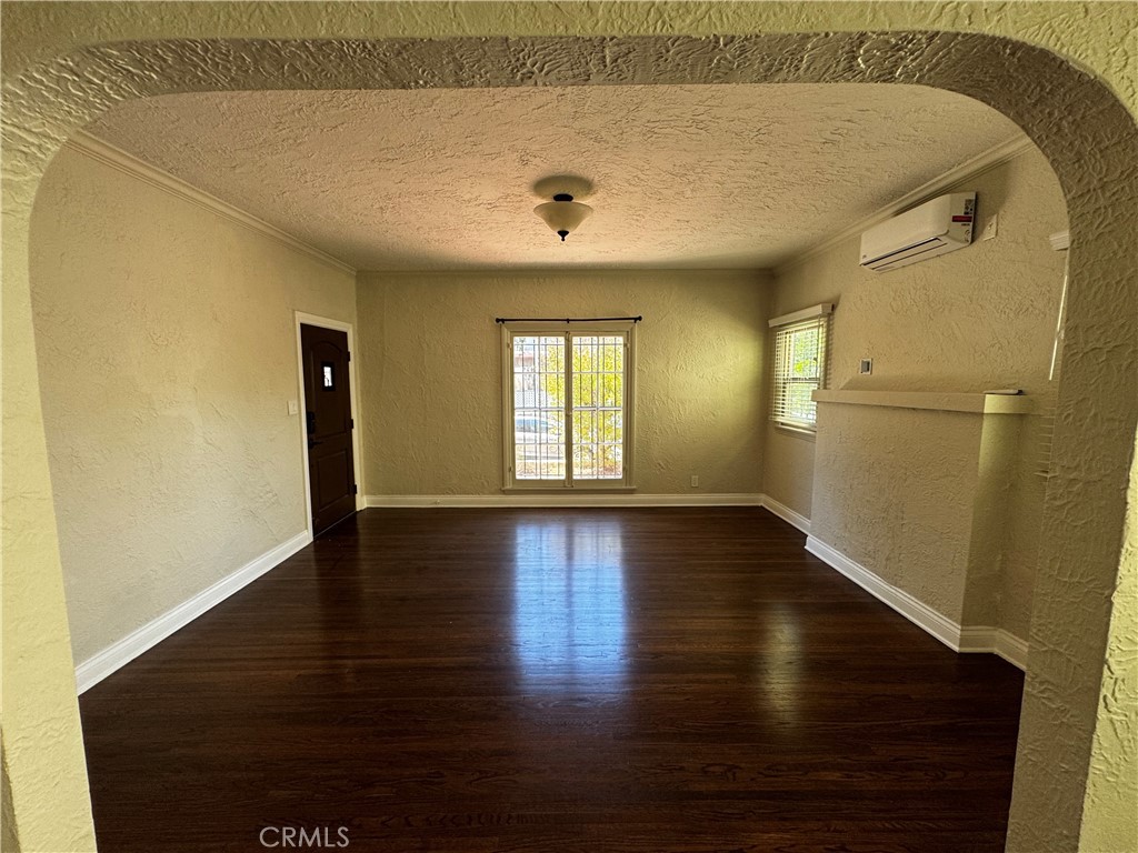 336 N Stanley Avenue 338