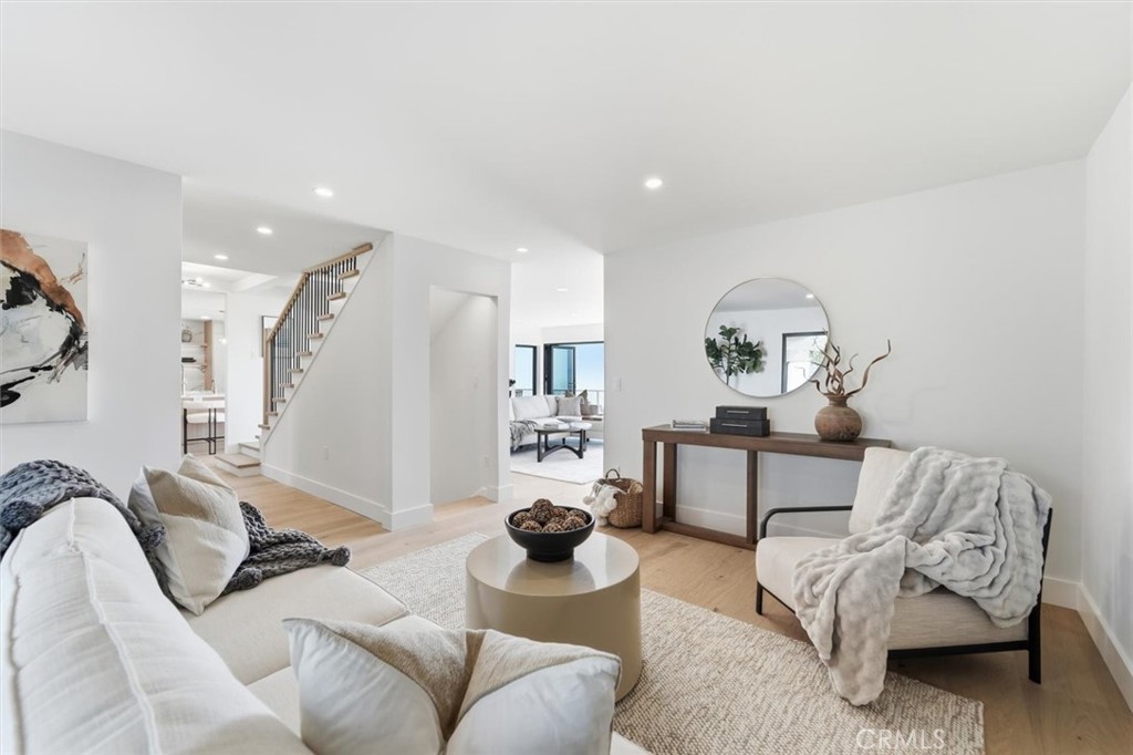 6762 Birchman Drive