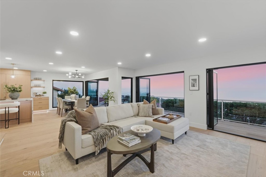 6762 Birchman Drive