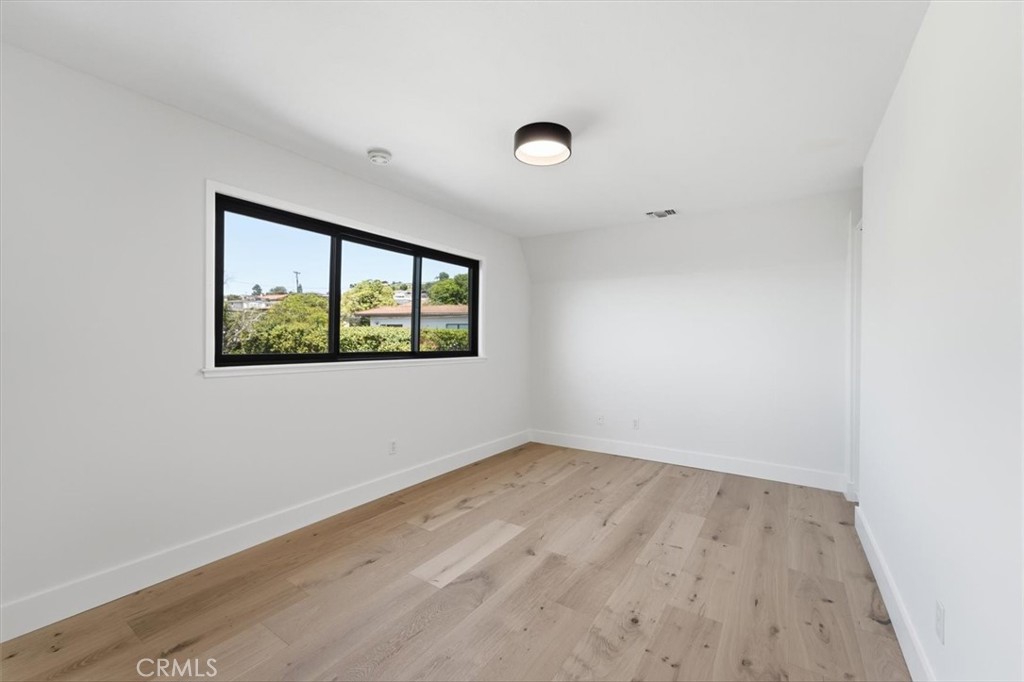 6762 Birchman Drive