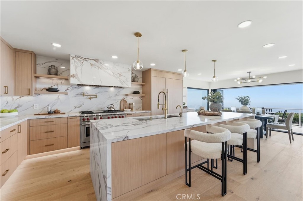 6762 Birchman Drive