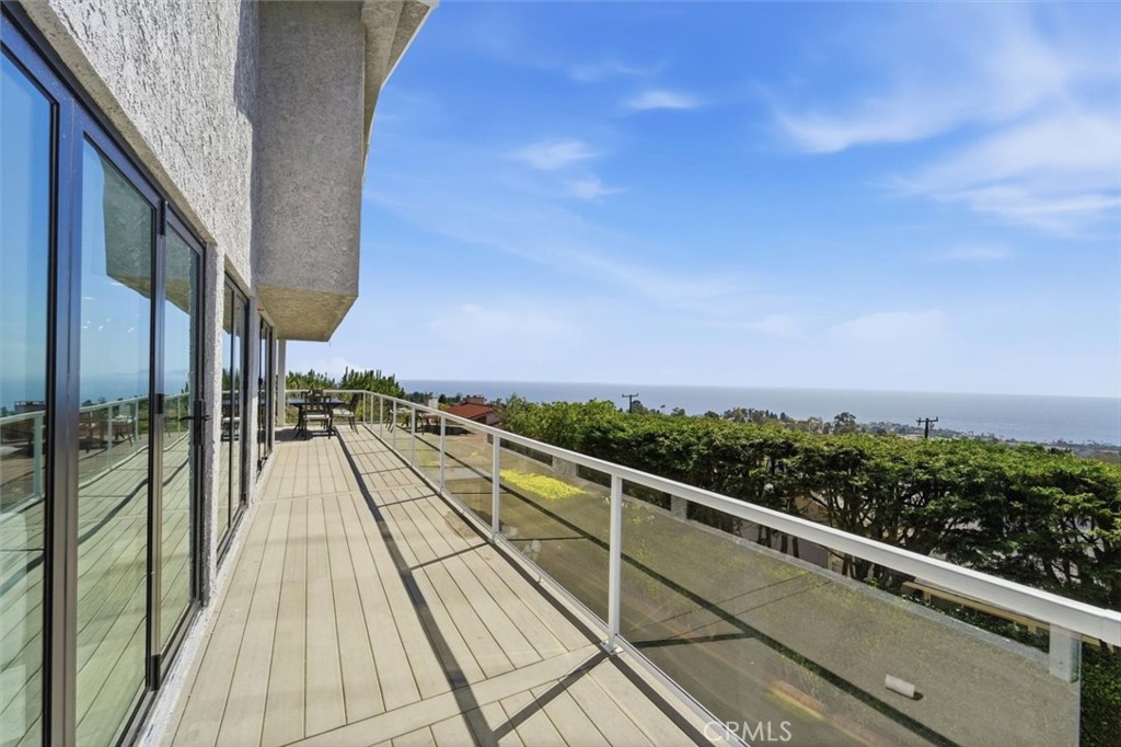 6762 Birchman Drive