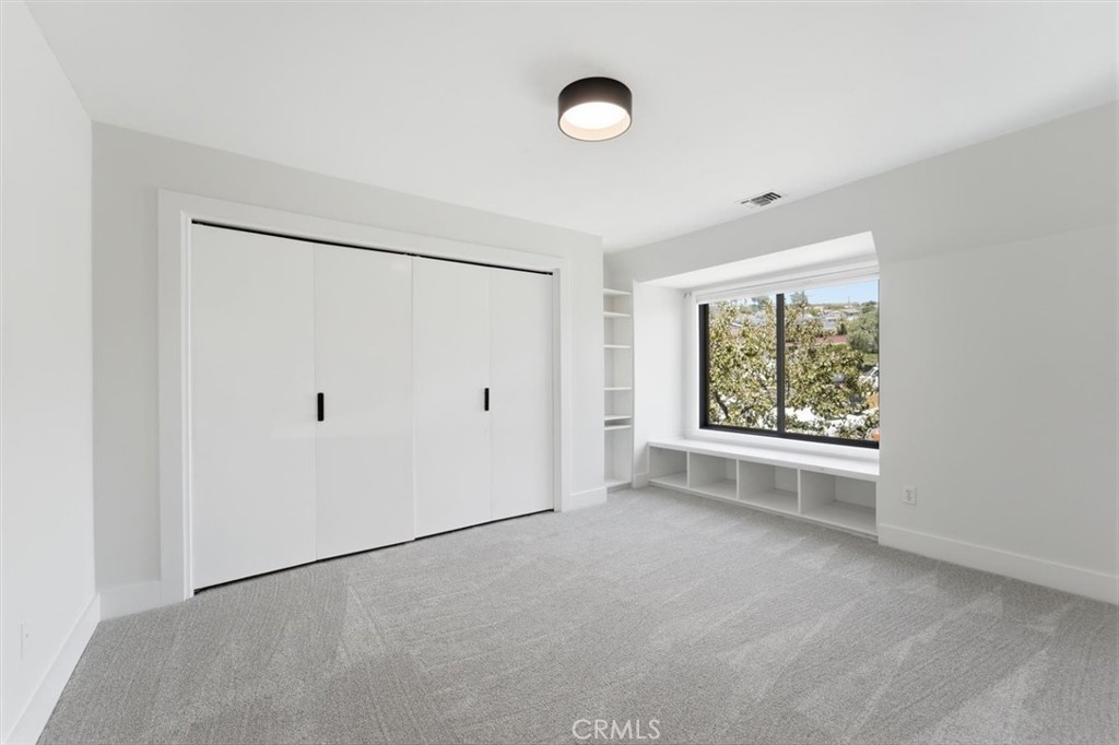 6762 Birchman Drive