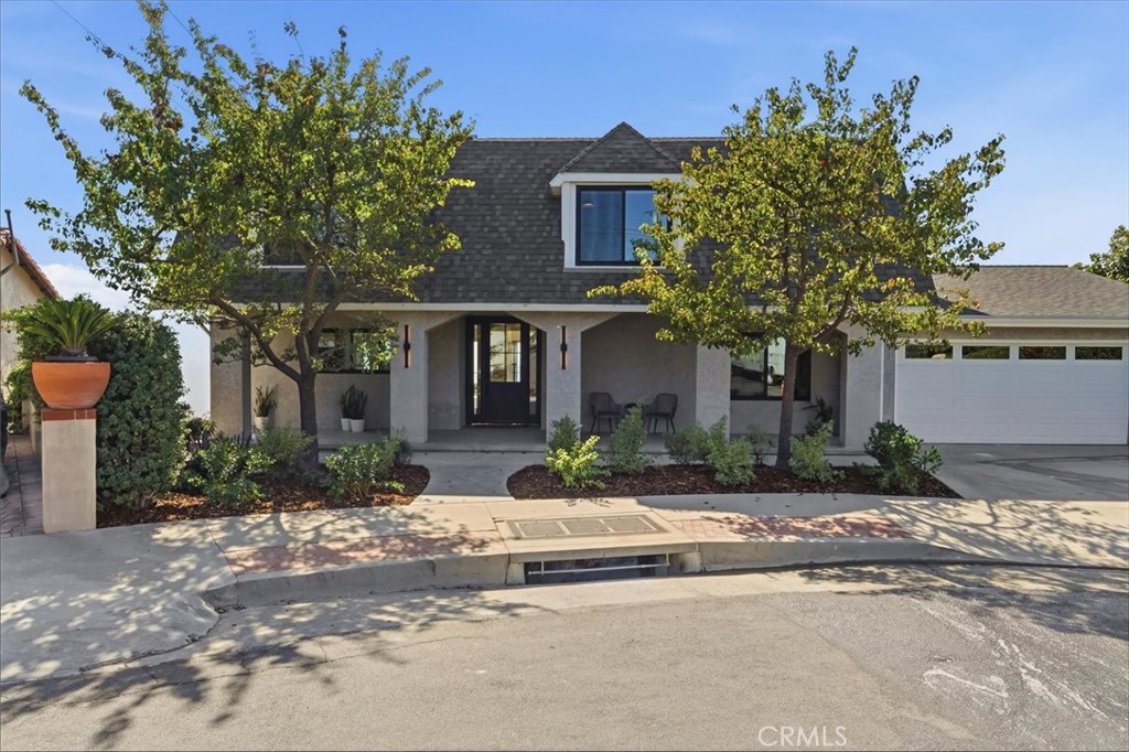 6762 Birchman Drive