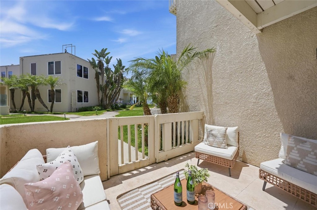 7301 Vista Del Mar B107