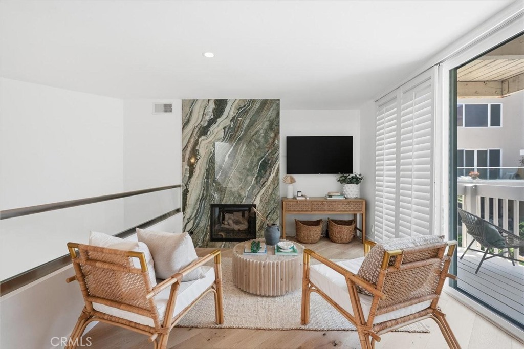 7301 Vista Del Mar B107