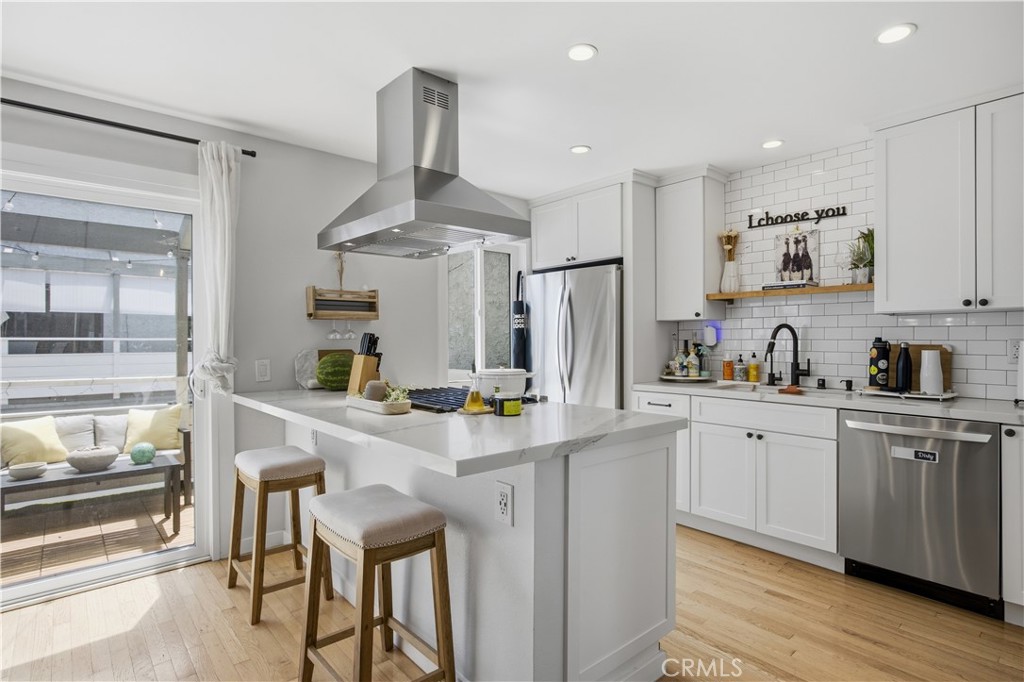 1911 Rockefeller Lane F
