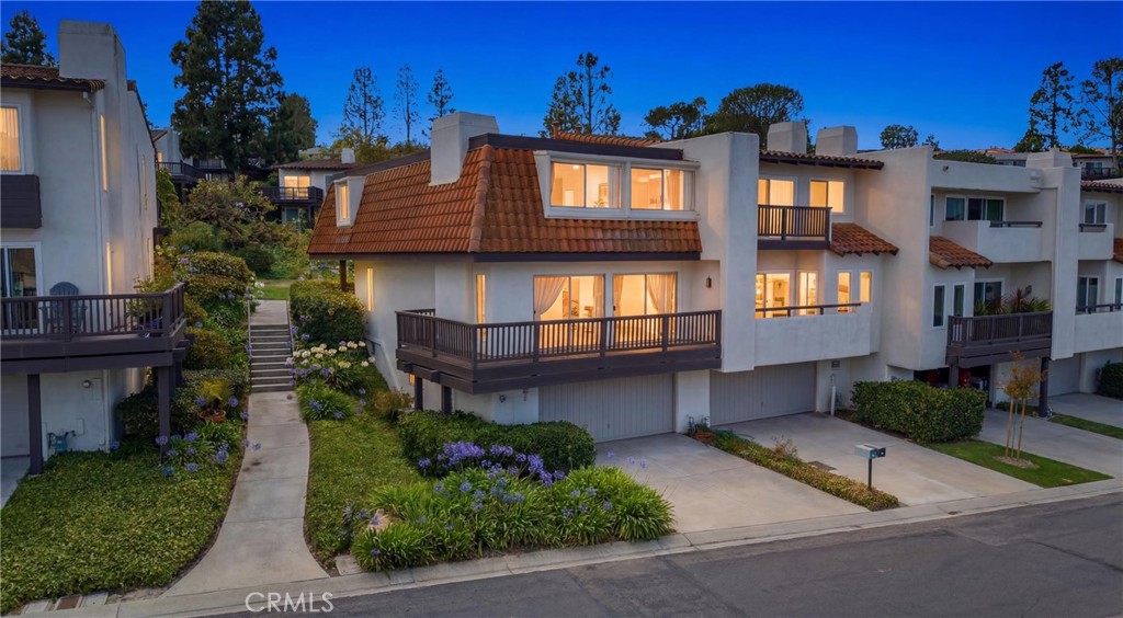 12 Cypress Way