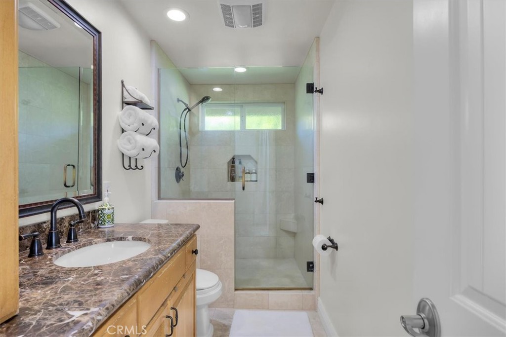 2301 Marshallfield A