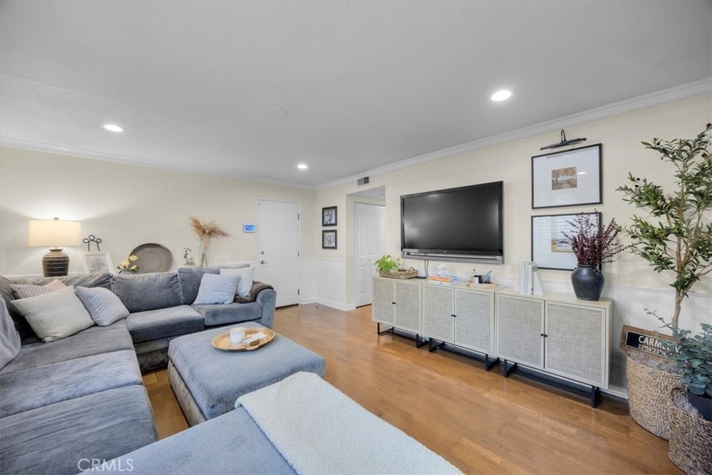 2301 Marshallfield A
