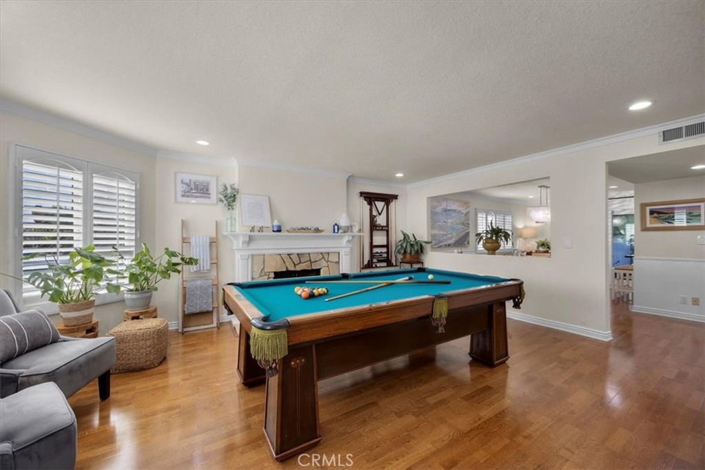 2301 Marshallfield A