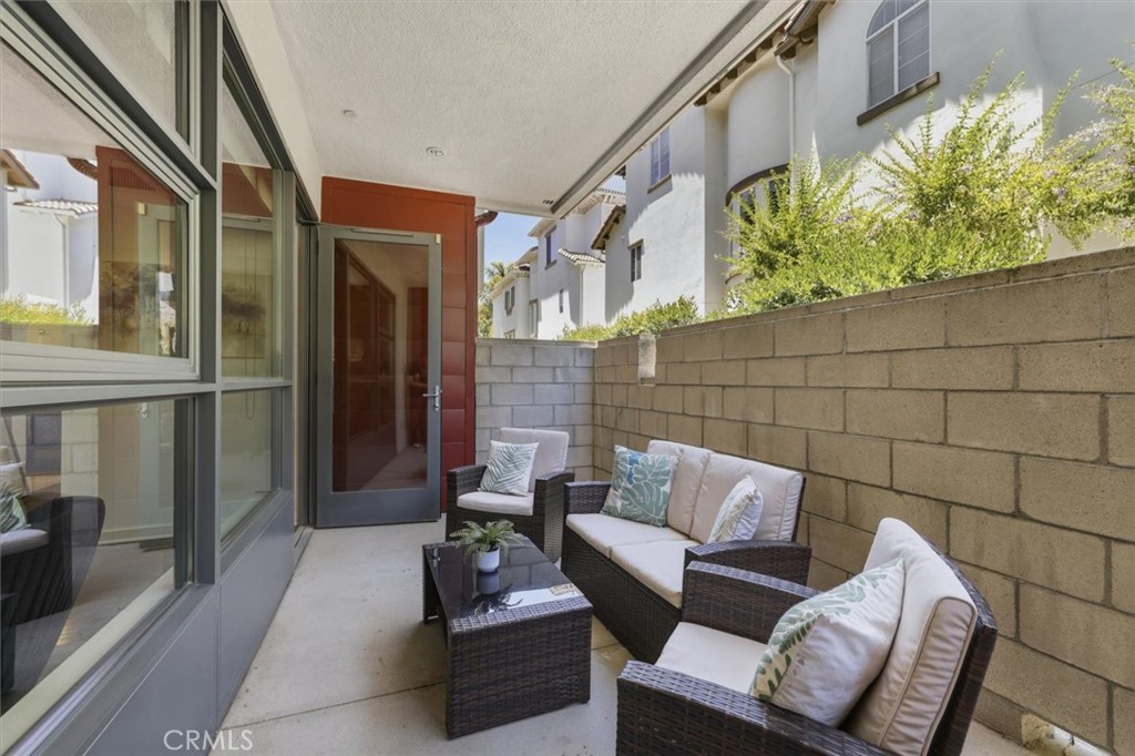 13045 Pacific Promenade 102