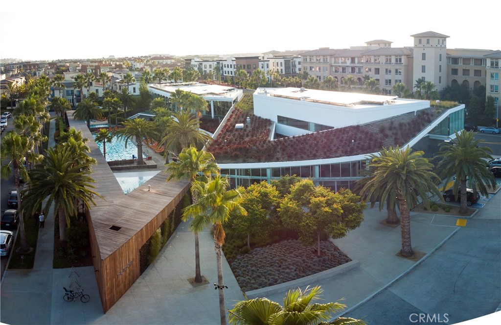 13045 Pacific Promenade 102