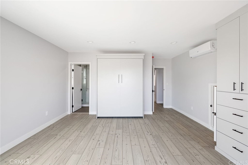 5 Clipper Road A